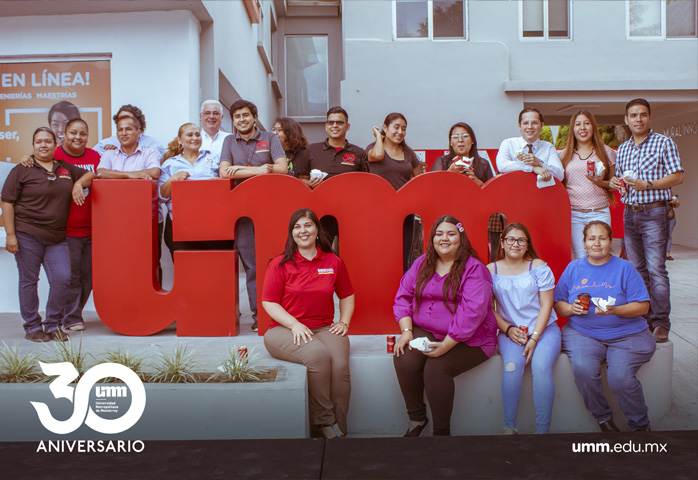 ¡30 años Dejando Huella!